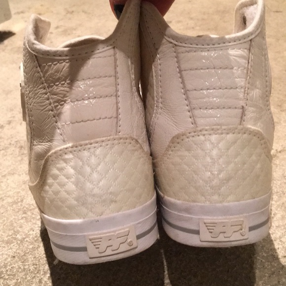 PF FLYERS - Picture 4 of 5